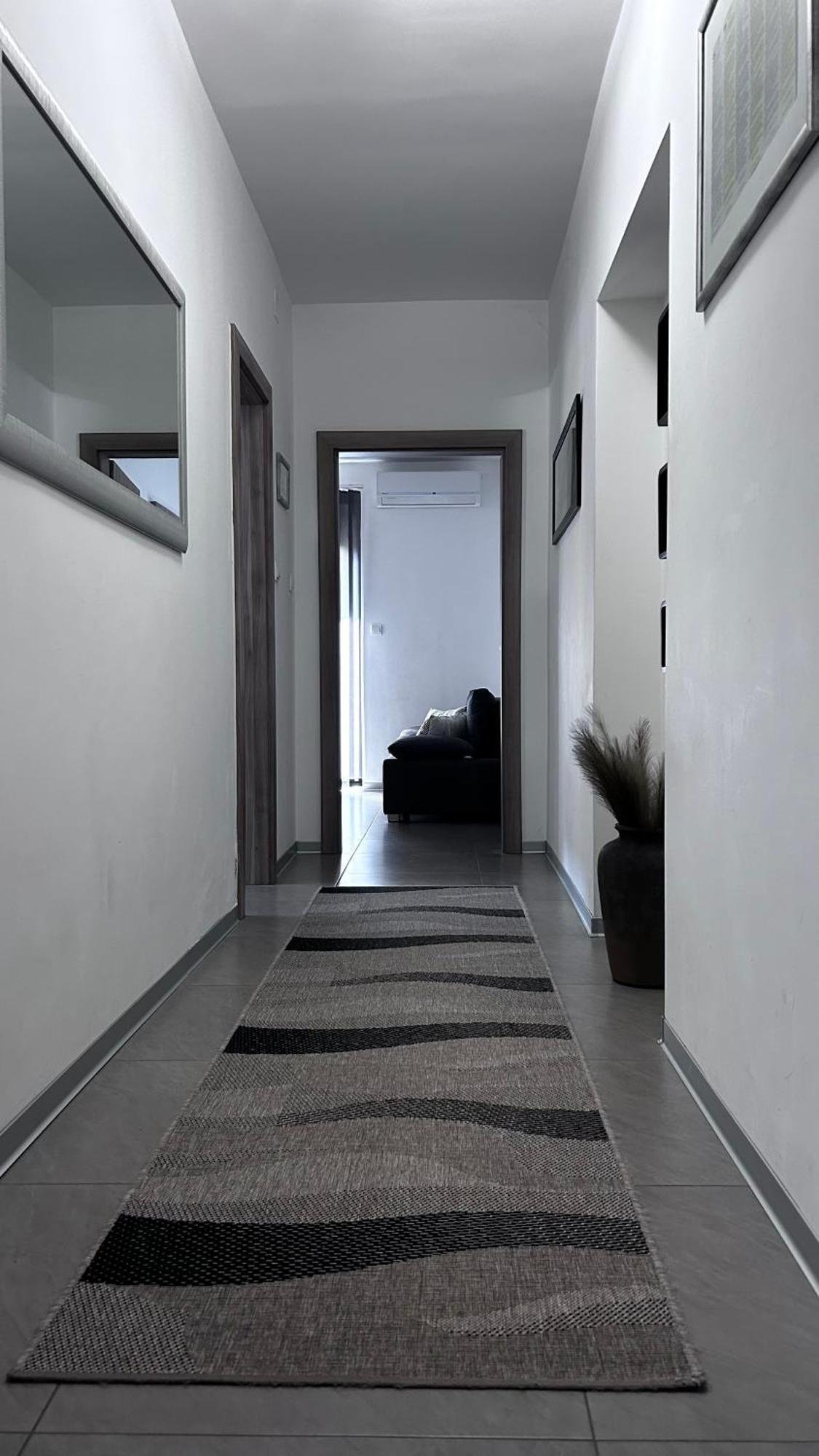 Ivni Apartmani Novigrad  Exterior photo