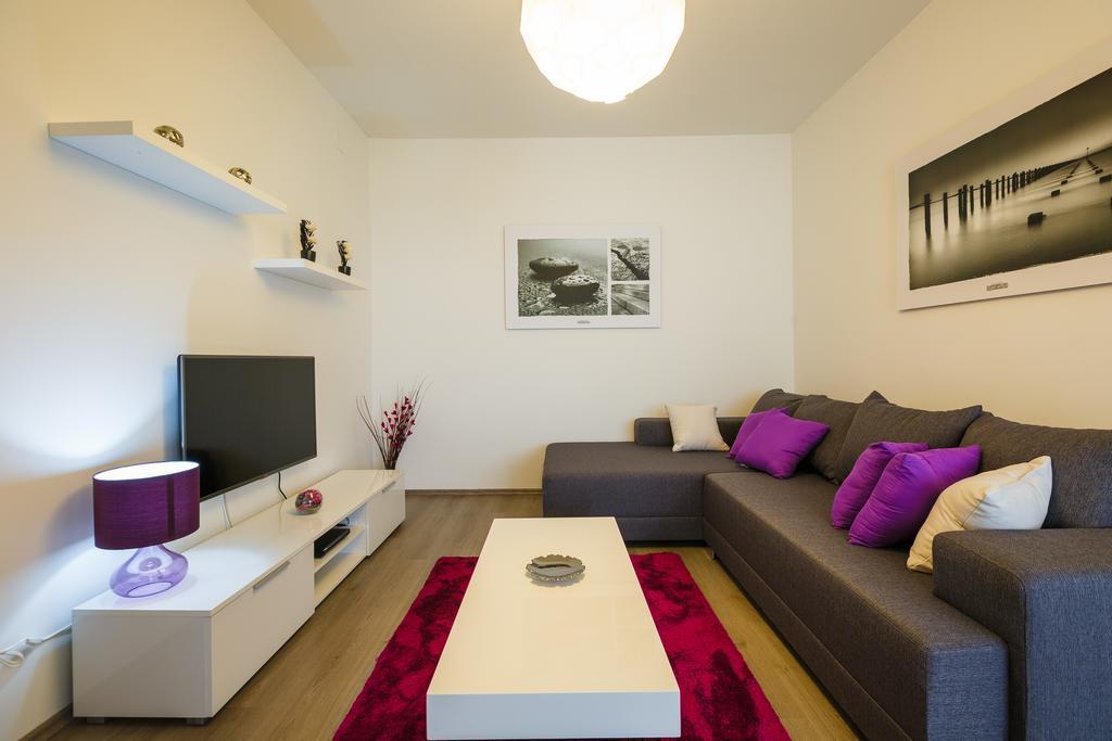 Ivni Apartmani Novigrad  Room photo